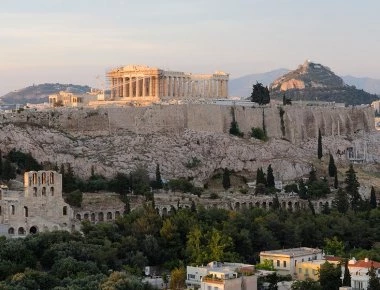 Γερμανικός τύπος: «Η αποχώρηση Σόιμπλε άλλαξε τον τρόπο σκέψης της γερμανικής κυβέρνησης σχετικά με την ελλ. οικονομία»